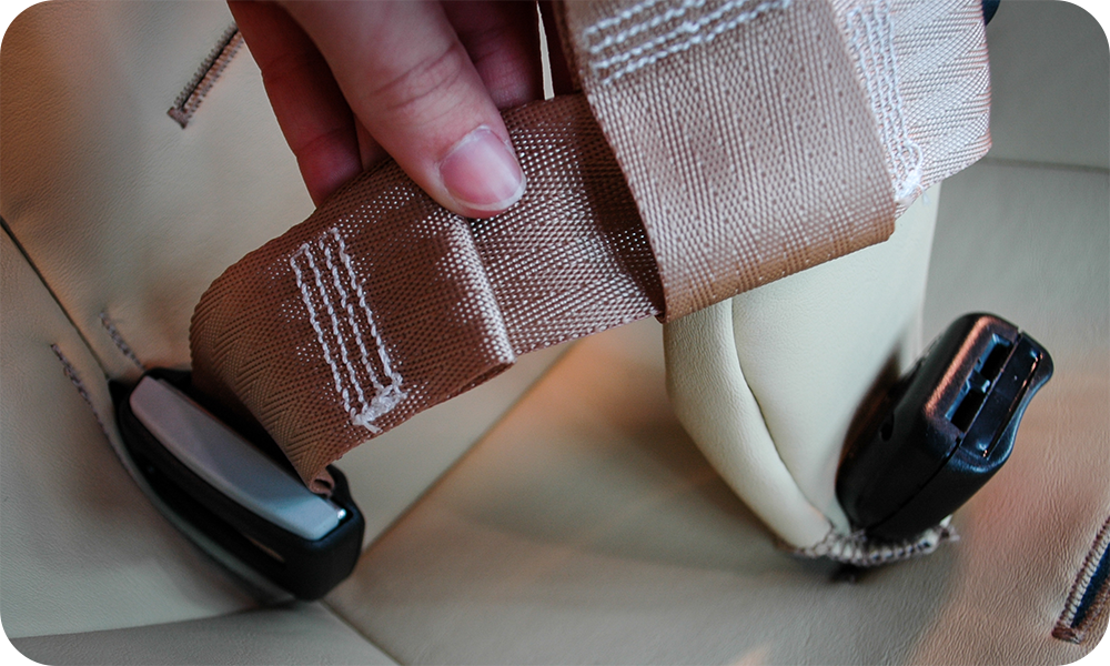 Merritt_Jefferson_Yoke_Harness_1000x600_rounded_1 (1)